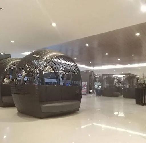 Апартаменты 1 Bedroom With Balcony Near Moa